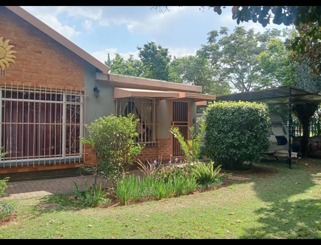 5 BEDROOM FREESTANDING FOR SALE IN BIRCHLEIGH